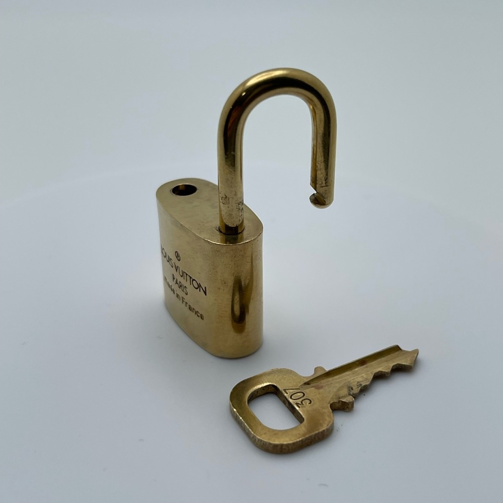 ✨LOUIS VUITTON ✨ Authentic Lock and Key #307 - Picture 4 of 7